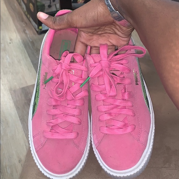 Pumas - Picture 3 of 3